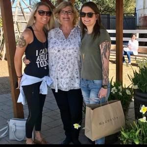 Meet your Posher, Janet